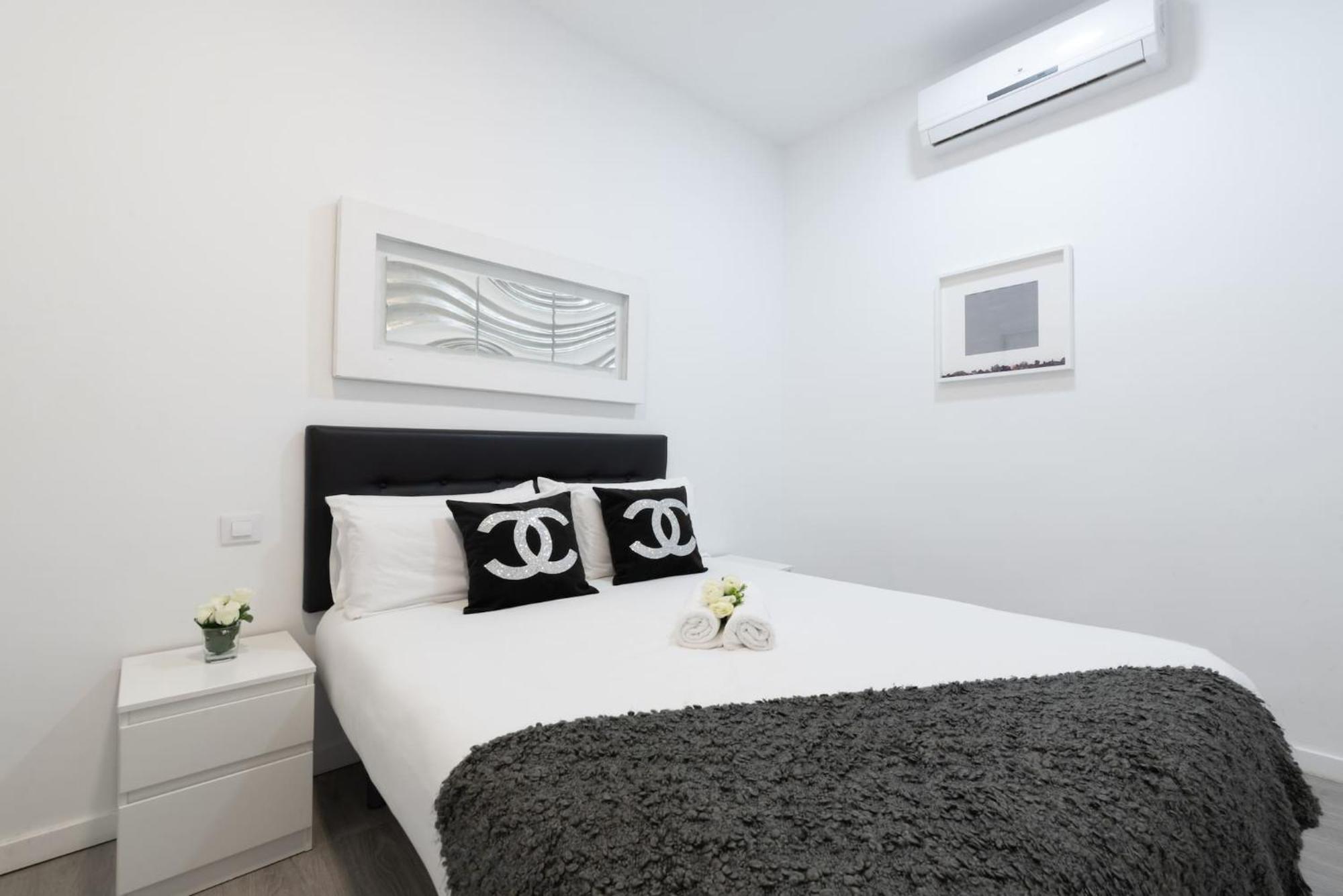 Apartamentos Day Madrid Sol Centro Gran Via Zewnętrze zdjęcie